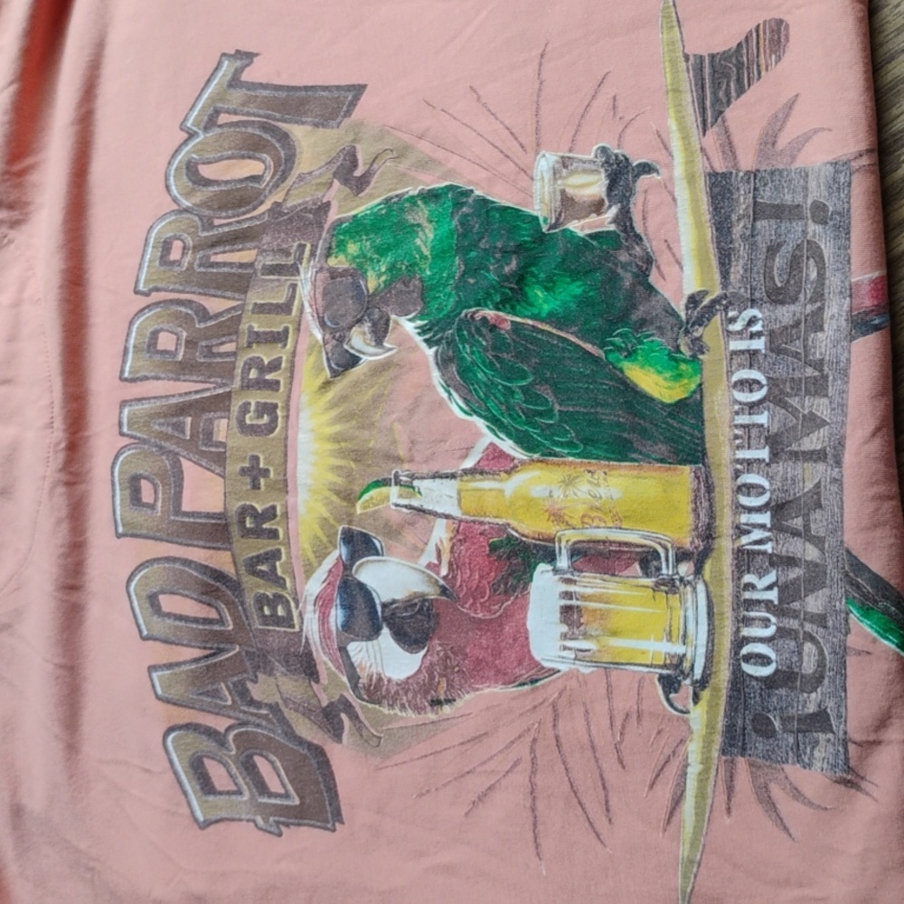 🦜 Bad Parrot Vintage Tee Shirt 💯 % COTTON Sz XL/XXL Peach VNPLC UniSex